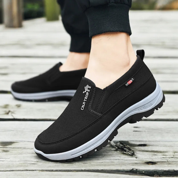 Soren Respected Elgin Herren Slipper – Müheloser Komfort und Stil