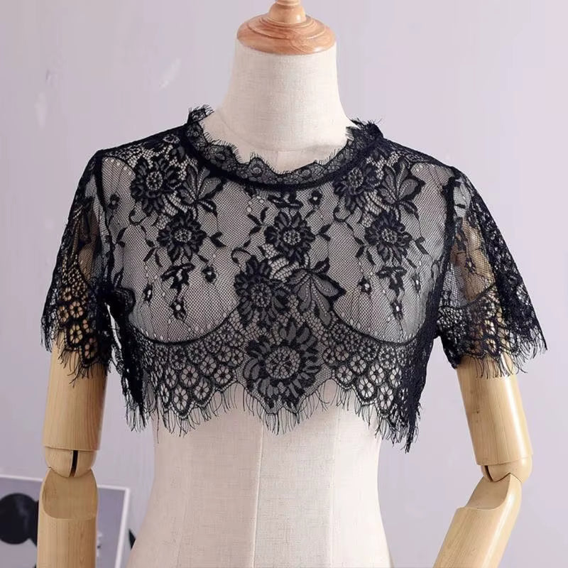 Kurzärmelige Dirndlbluse für Damen