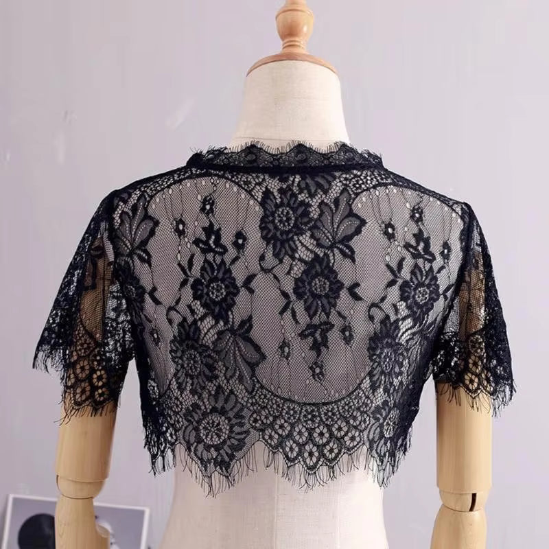 Kurzärmelige Dirndlbluse für Damen
