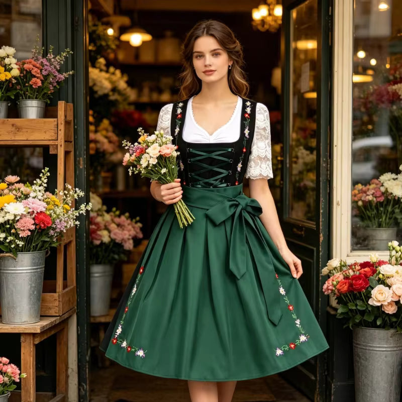 Dirndl für Damen im traditionellen Stil