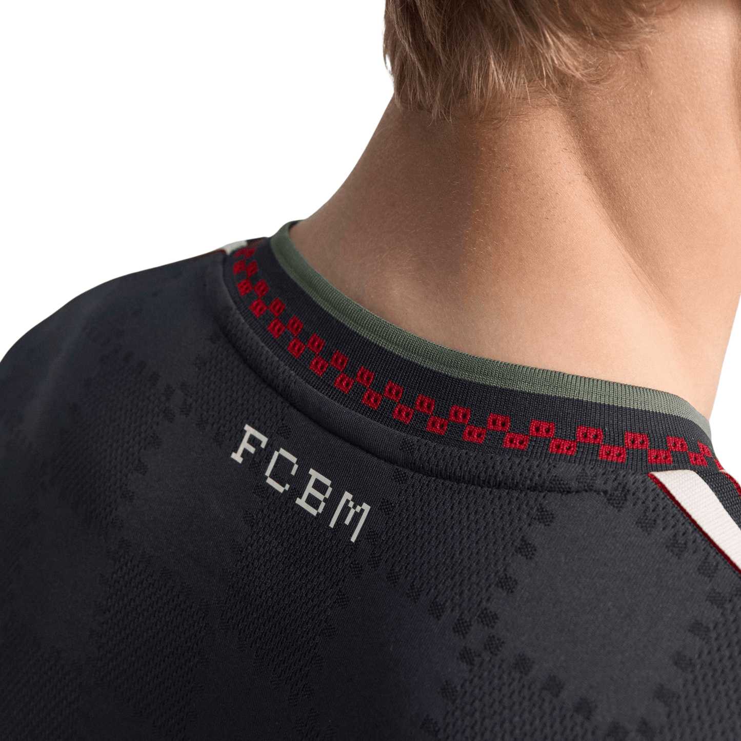 FCB FC BAYERN MÜNCHEN AUTHENTISCHES Trikot 3. Herren 25 / 26